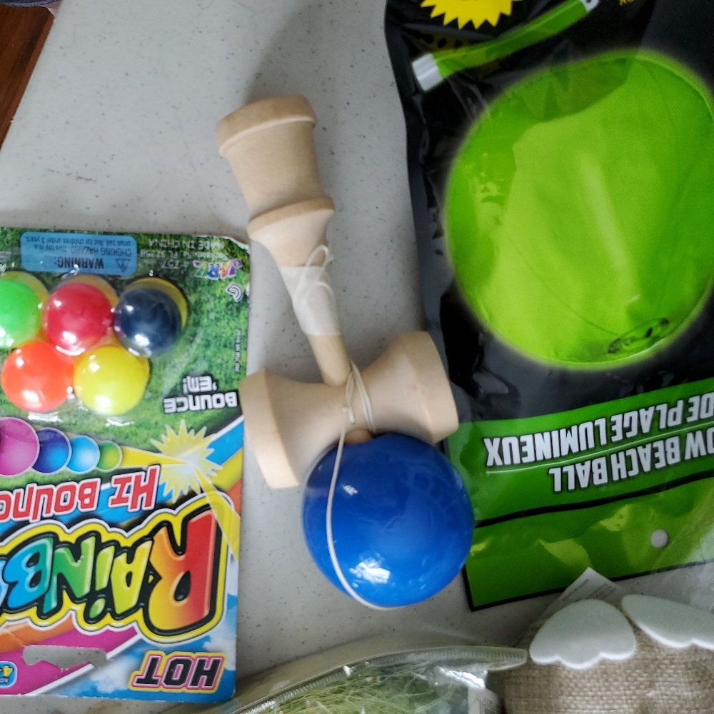 EASTER BASKET LOT